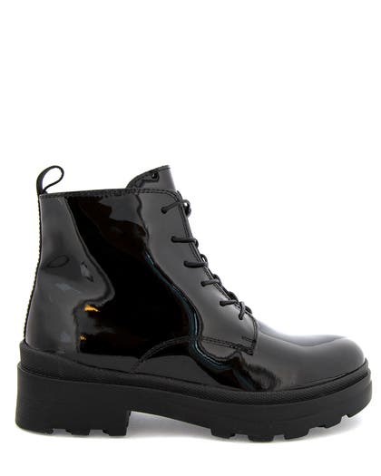 Foot News Svart Känga